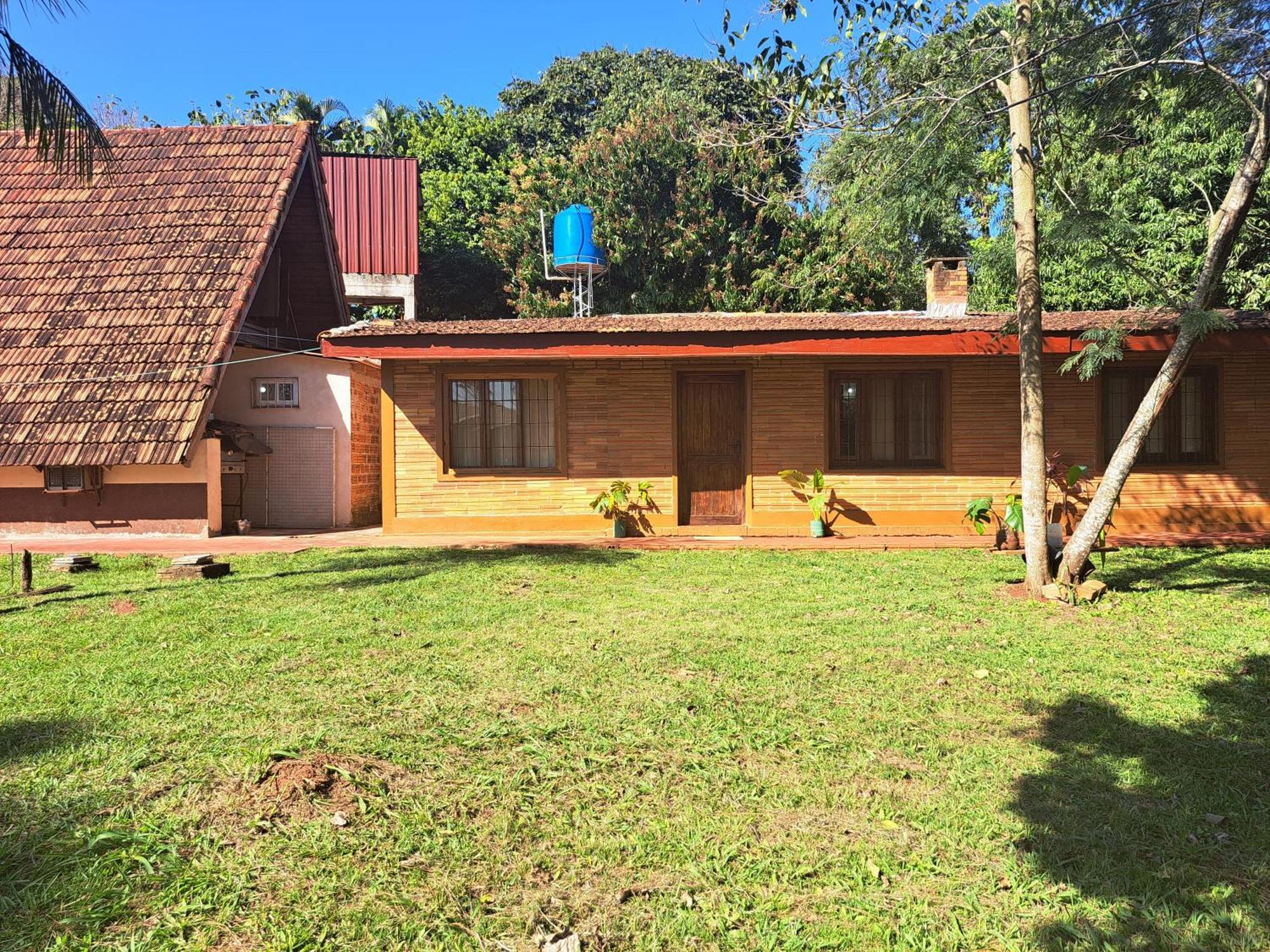 Bungalow Hostel Iguazu Puerto Iguazu Bagian luar foto